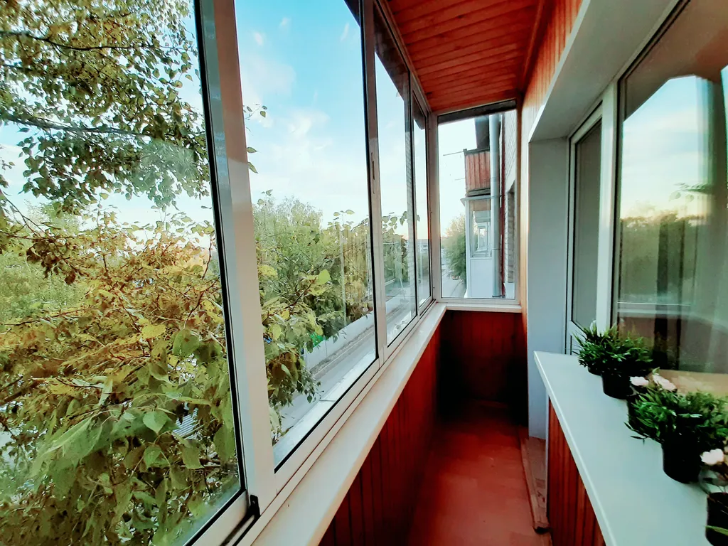 Зеленый оазис на площади Маркса