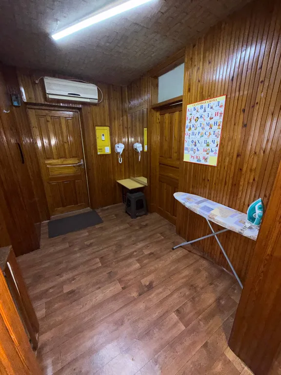 Трёхкомнатная квартира на 1 этаже в коттедже