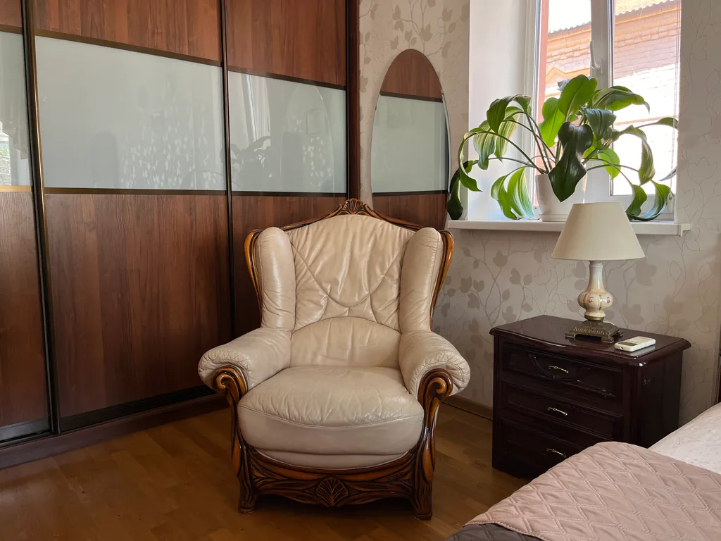 Квартира на усадьбе в купеческом центре исторического города