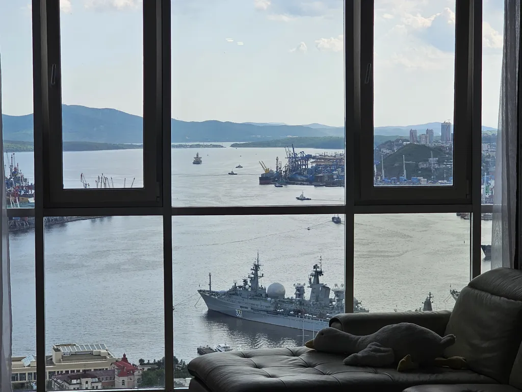 3-ком. в центре Владивостока с видом на море и город
