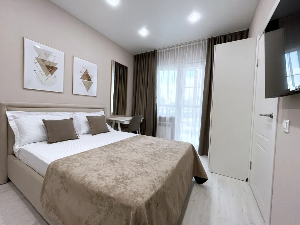 Дизайнерские апартаменты на Степана Повха