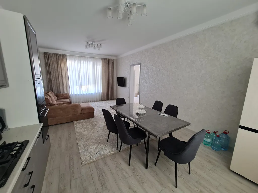 Уютный дом рядом с берегом моря