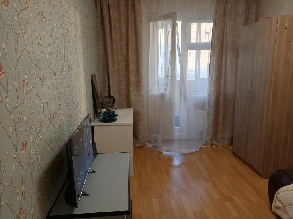 Комната с Балконом