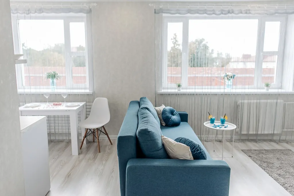 Студия на пешеходной улице в самом центре города