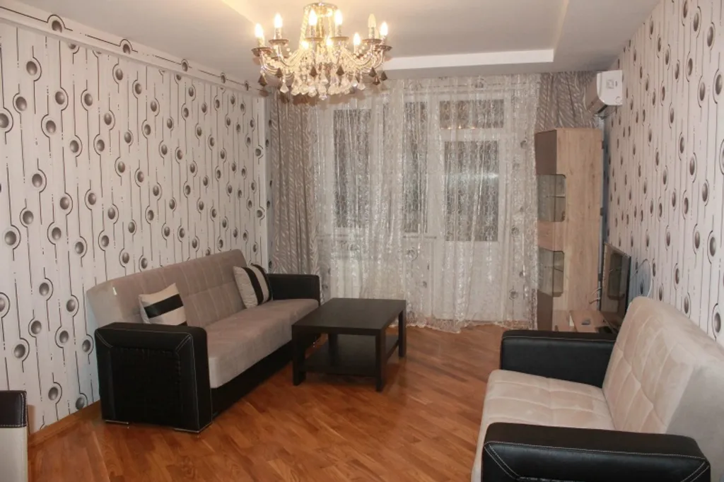 3-комнатная Квартира — аренда посуточно в Баку