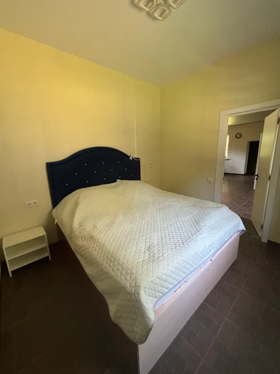 Дом с баней в лесу