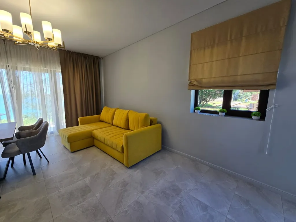 Дом на берегу