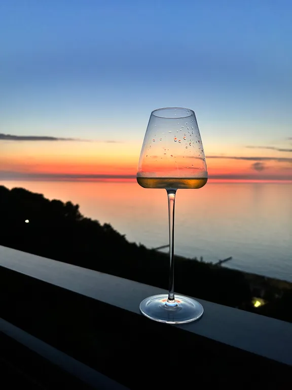 Апартаменты премиум-класса на первой линии с видом на море