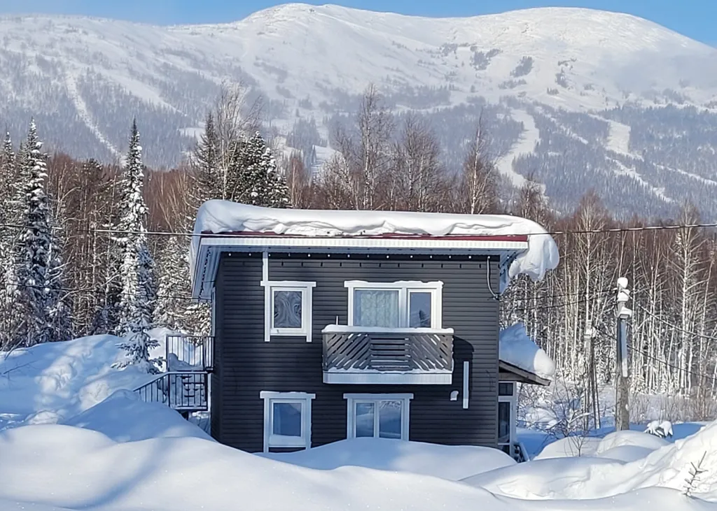 Апартаменты 2-х комнатные. Половина дома с отдельным входом