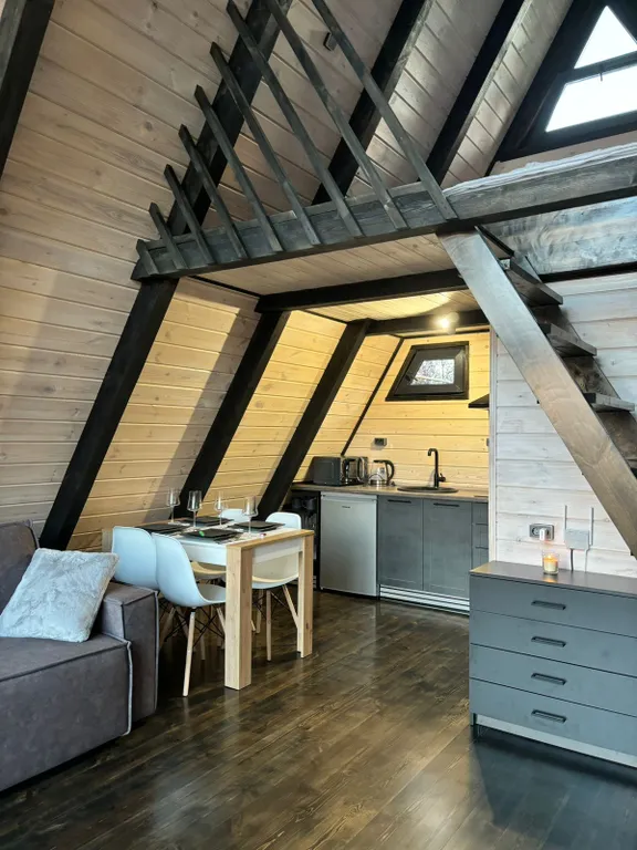 Домик на озере А-Фрейм 2