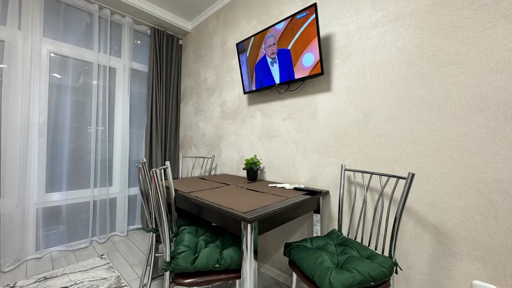 Квартира с отдельной спальней рядом с Казино и Ред Ареной 02