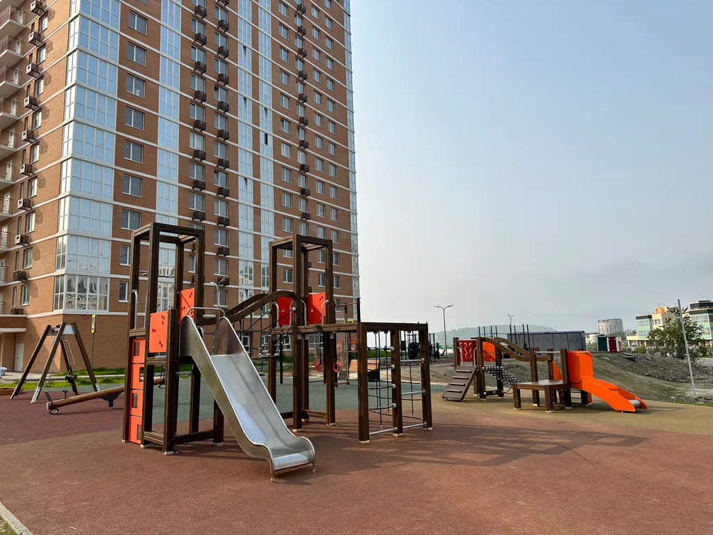 3-комнатная квартира в 500 метрах до моря