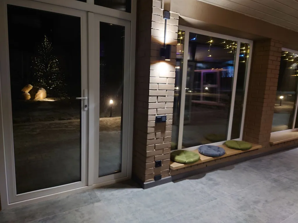 Дом с баней и бассейном на большую компанию