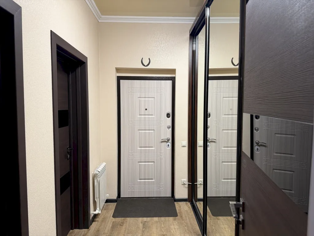 Квартира Квартира с балконом и видом на горы в центре - 11 мин до моря — Геленджик