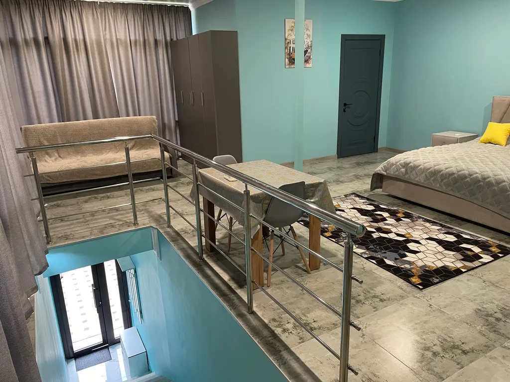 Уютная студия в отдельном особняке