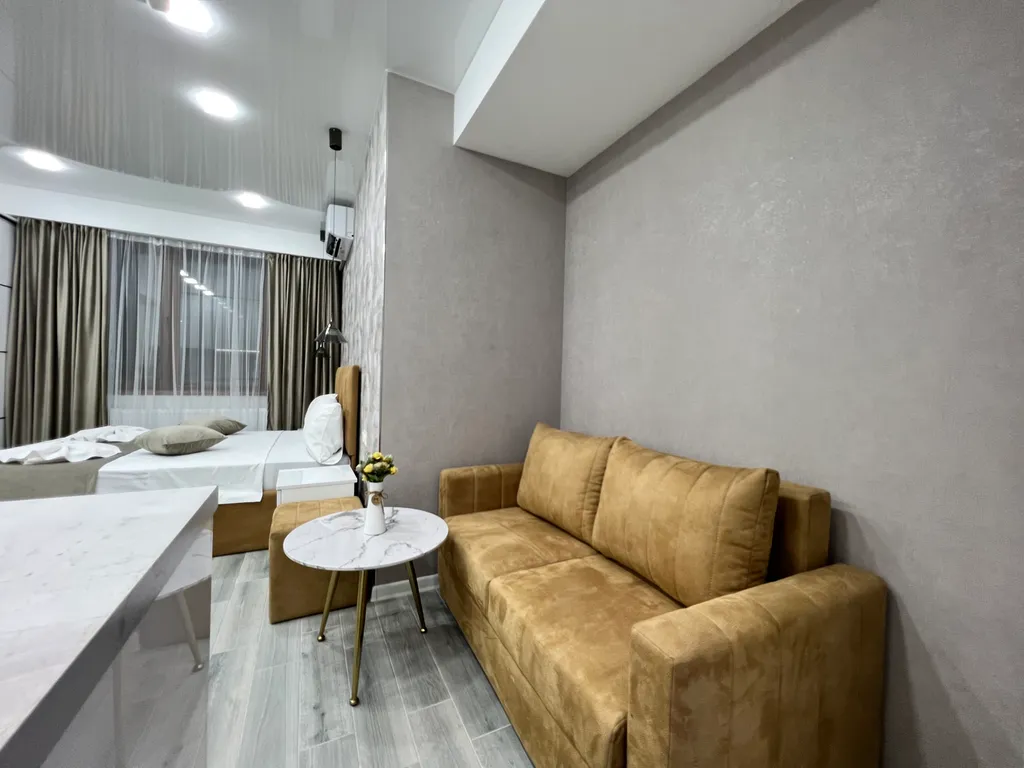 Stylish apt city center saryan next to restaurants and cafes