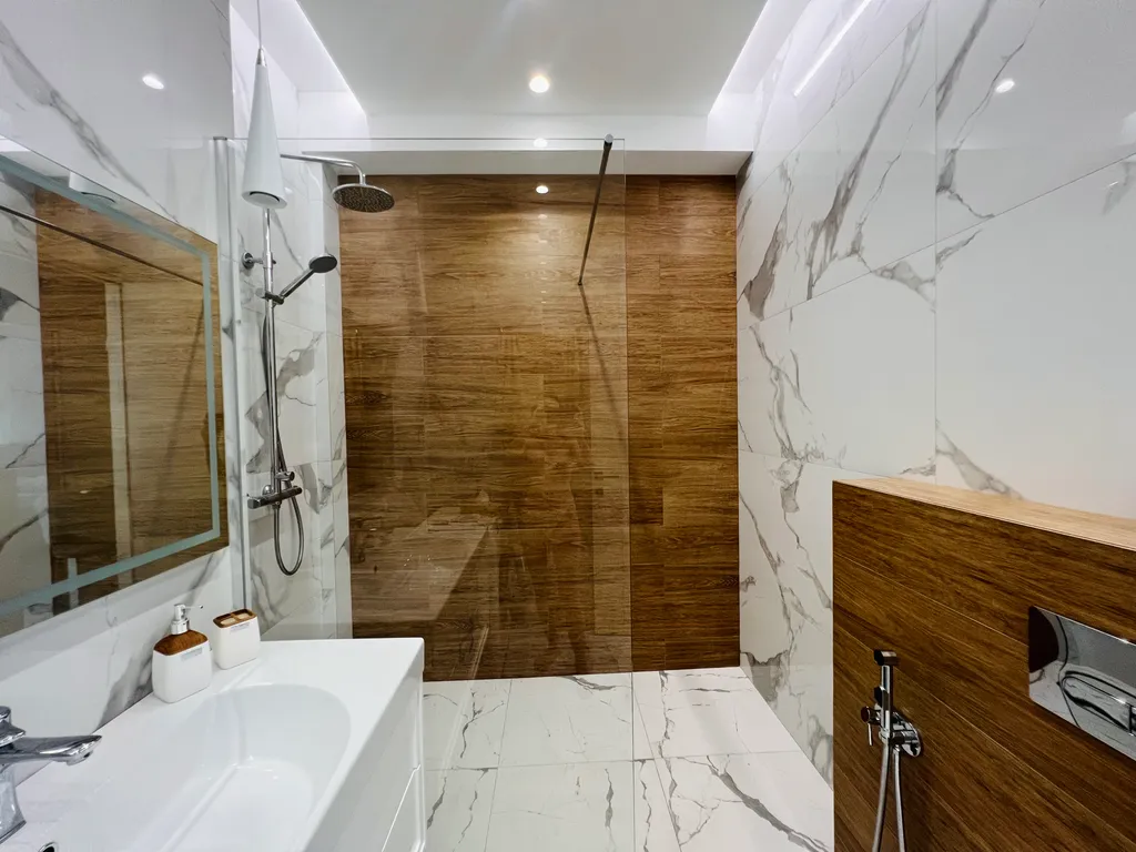 Апартаменты в вечнозелёном парке у моря