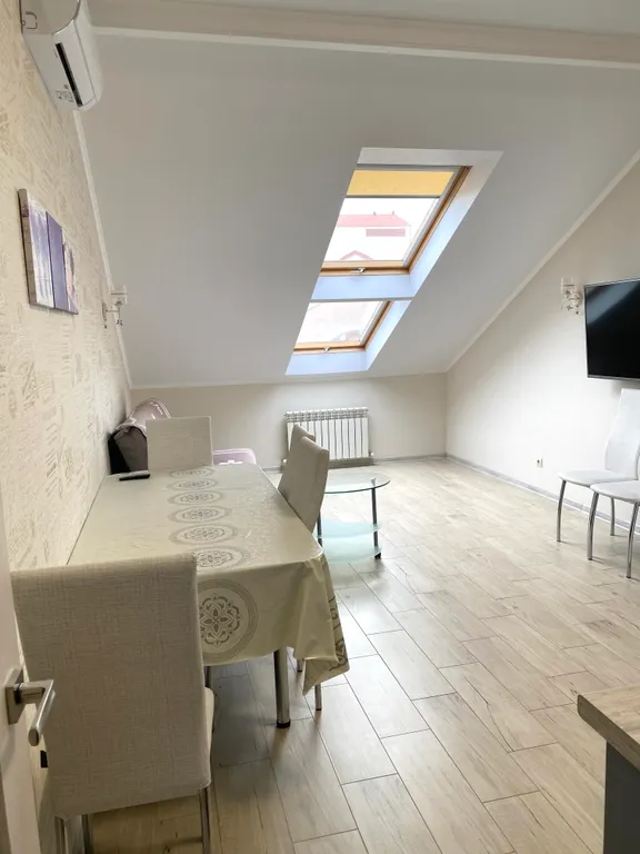 Двухуровневая квартира на первой линии с видом на море