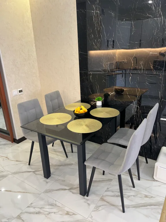 Уютная квартира с дизайнерским ремонтом рядом с метро