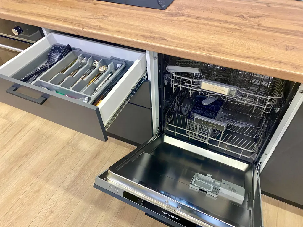 Евродвушка в 5 минутах от Горного воздуха и площади Победы