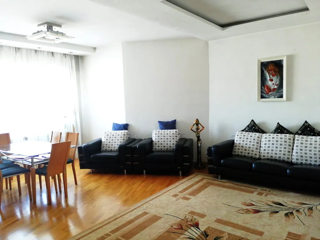 4-комнатная Квартира