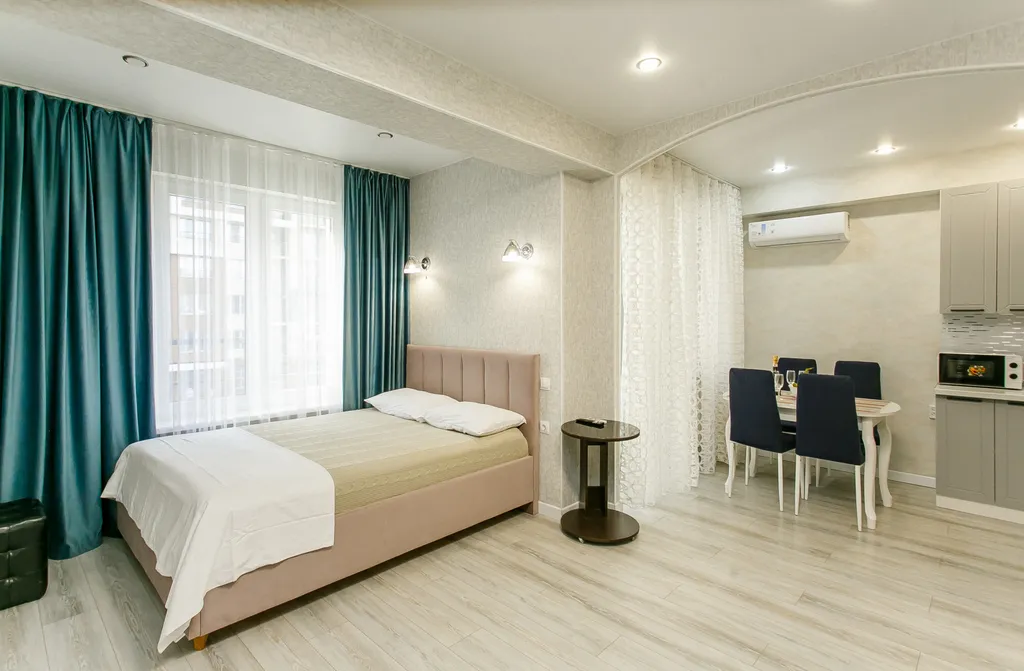 Просторный стильный апартамент на первой береговой линии