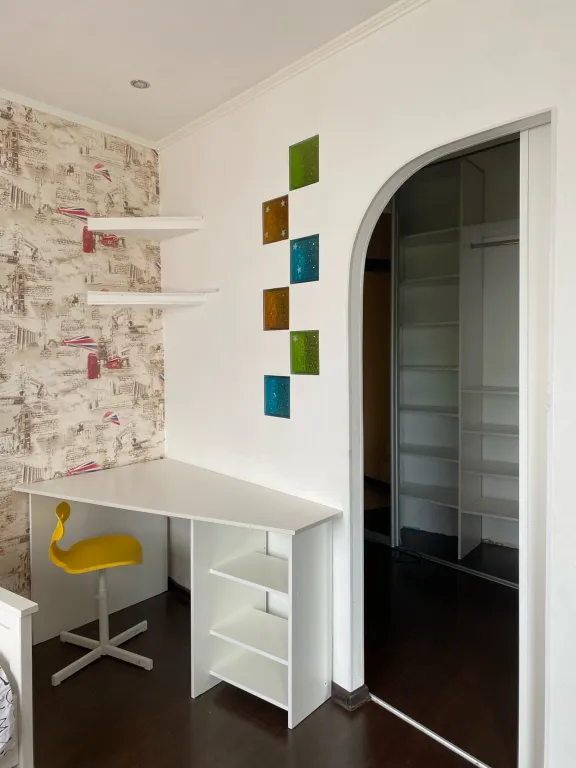 4-комнатная Квартира