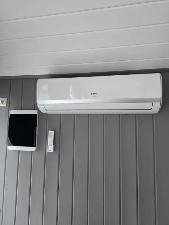 Уютный домик у моря