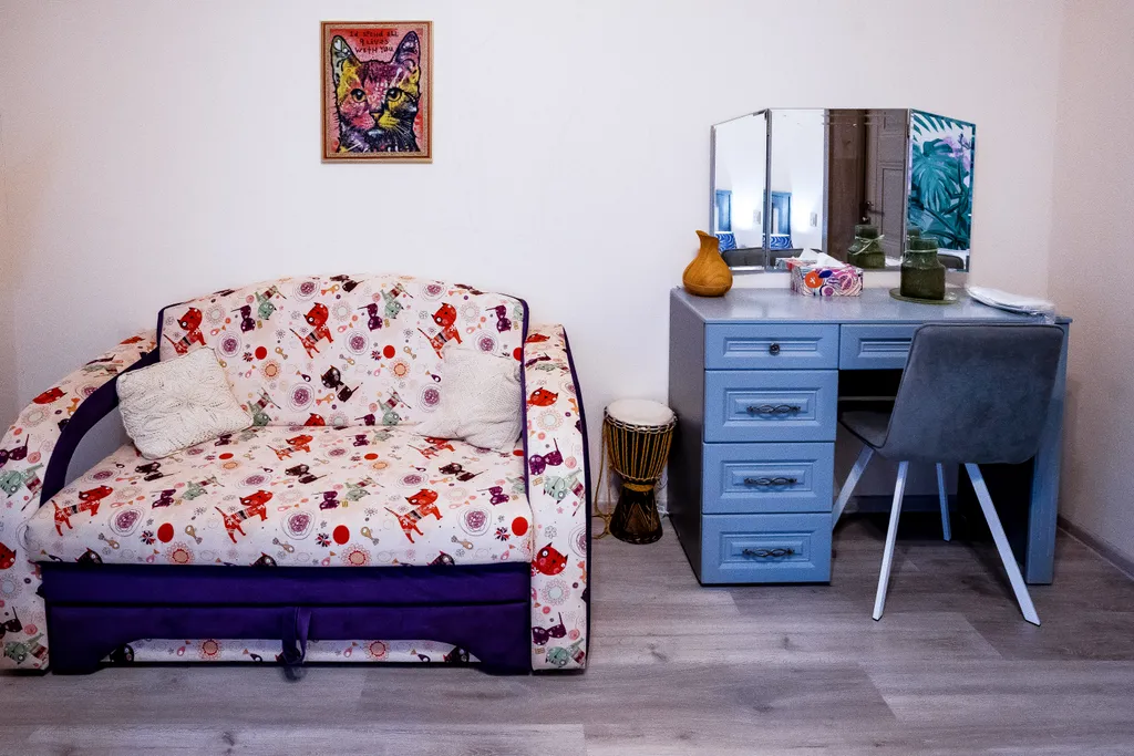 Номер делюкс с видом на бассейн, горы и аэропорт