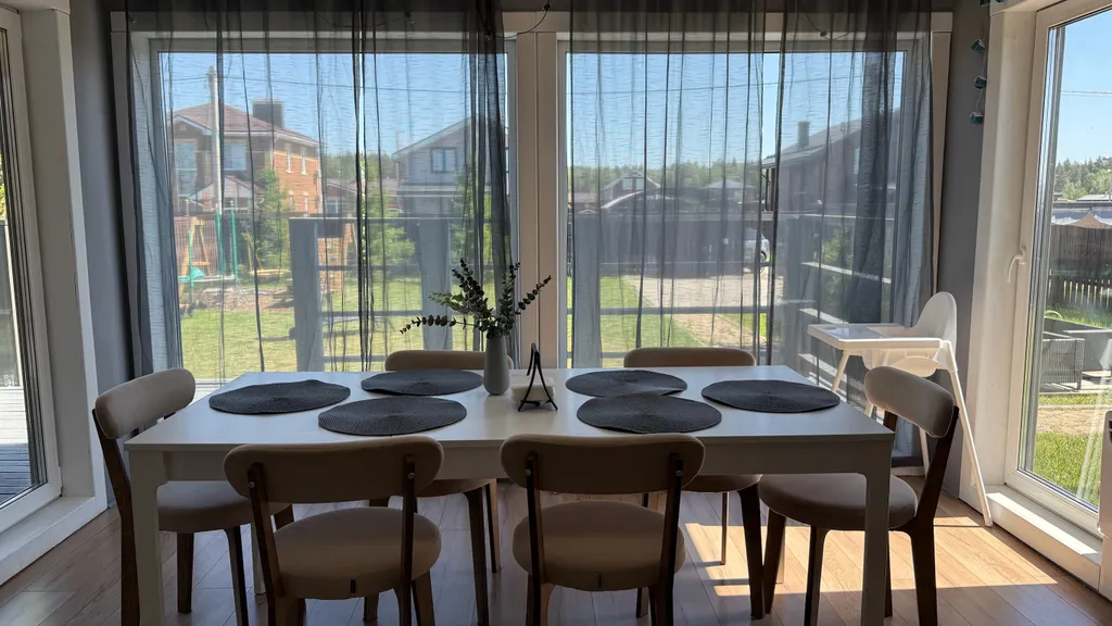 Коттедж Большой семейный дом с панорамными окнами у леса и озера — Семеновское