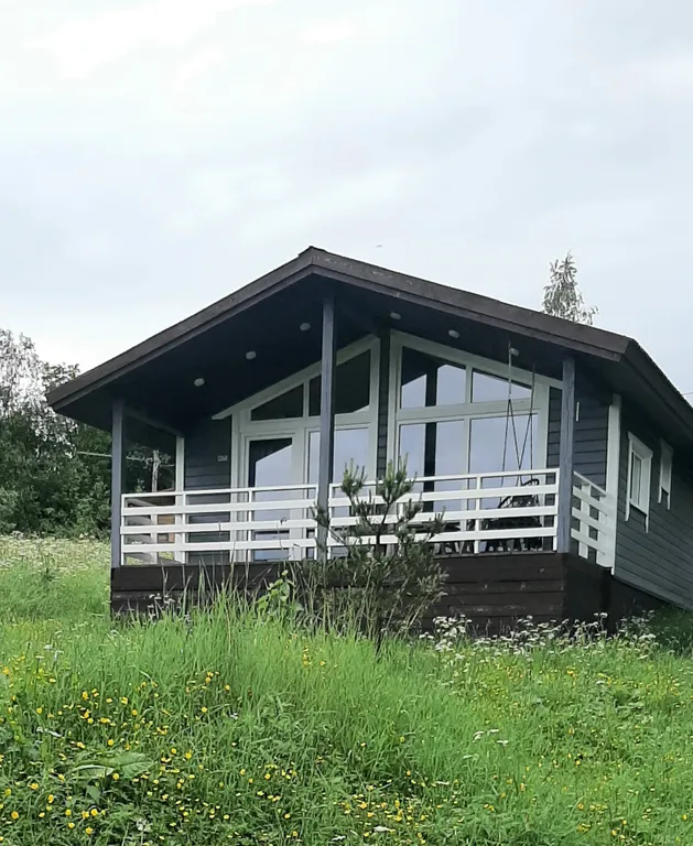 Коттедж Дом с сауной с чудесным видом на озеро — аренда посуточно в Рауталахти