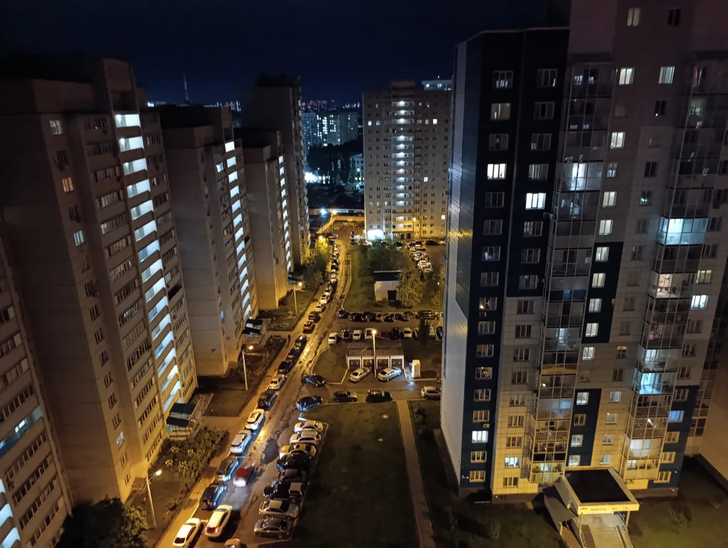 Уютный апартамент c атмосферным  балконом и  удобным выездом  на М4