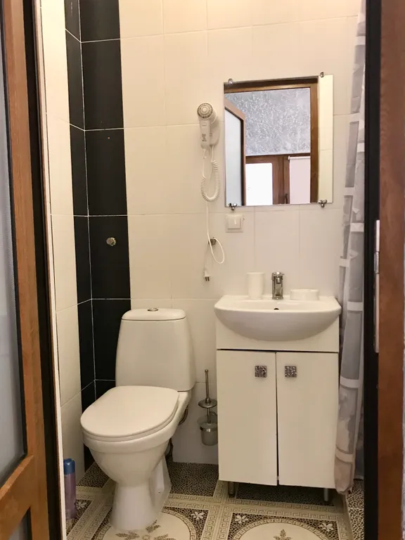 Квартира Квартира Трёхместный номер комфорт у моря с бесплатным бассейном — Геленджик