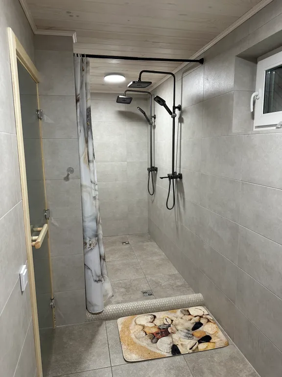 Уютный дом с баней