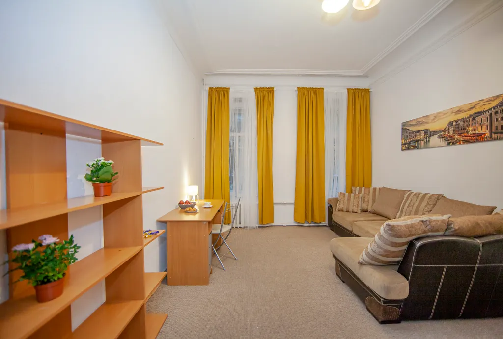 Happy Time 6BR Apartment