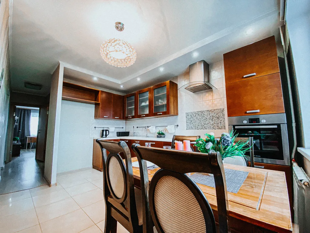 Семейная трёшка в центре Засвияжья