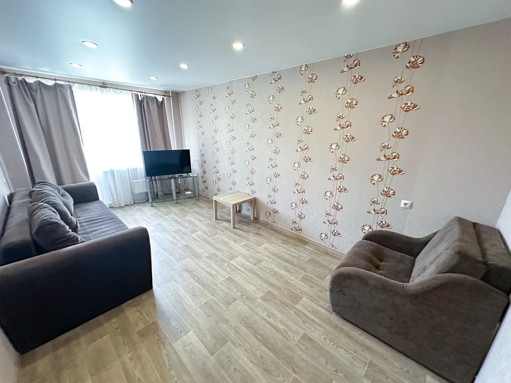 Двухкомнатные апартаменты в центре автозаводского района