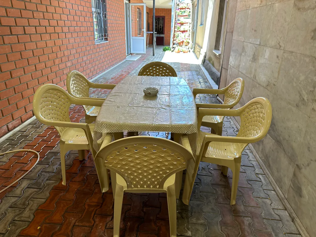 Уютный дом в самом центре города