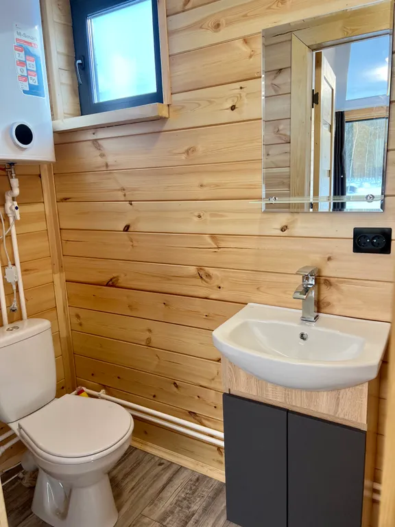 Домик у леса