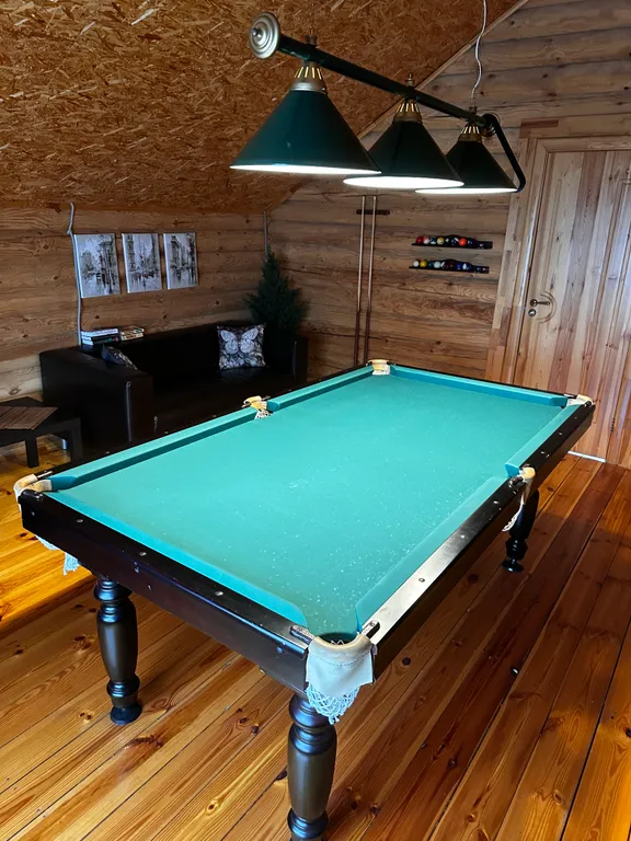 Коттедж Дом на берегу пруда — Бор