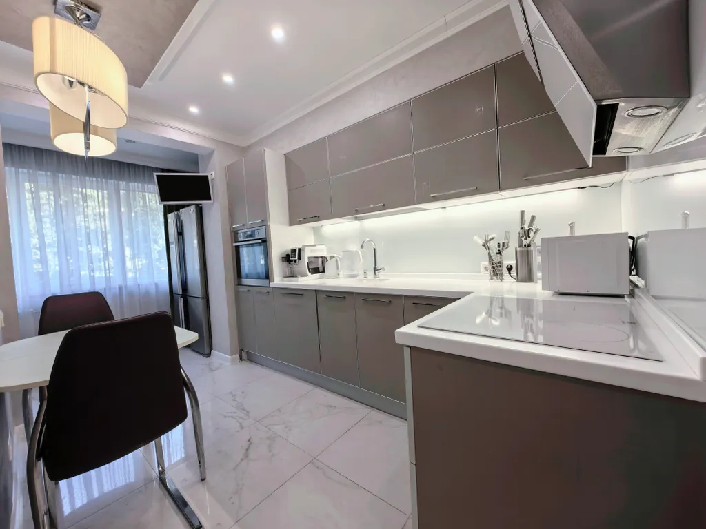 Квартира Квартира с новым дизайнерским ремонтом — Адлер