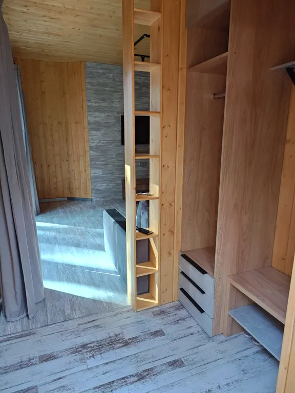 Коттедж Уютный большой дизайнерский дом в лесу Селигера на берегу озера Волго — Турбаза Чайка