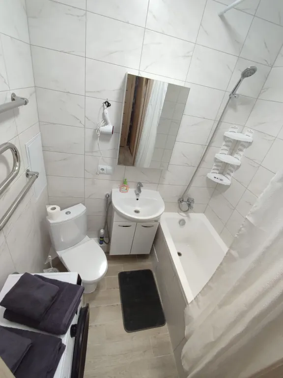 Квартира Квартира Уютная евро-двушка с дизайнерским ремонтом — Краснодар