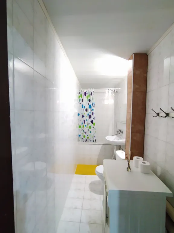 Дом около озера