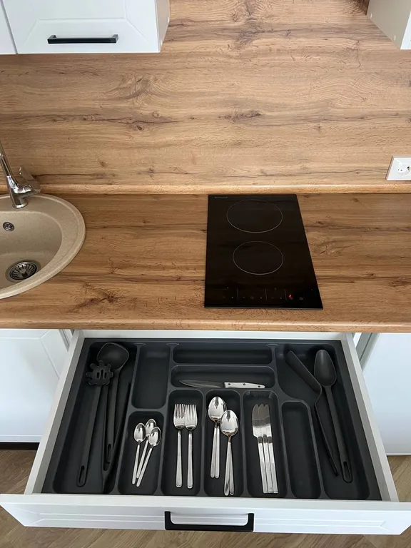 Квартира Квартира Светлая студия у моря с бассейном на закрытой территории — Севастополь