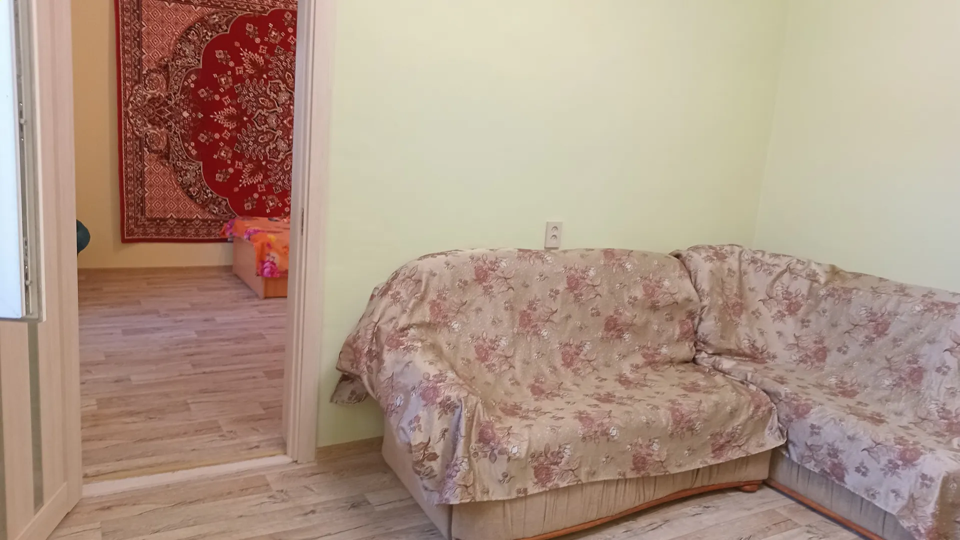 Двухспалный диван