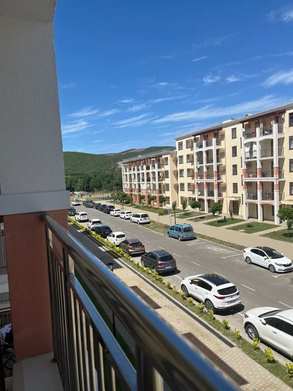 Просторная квартира с видом на горы