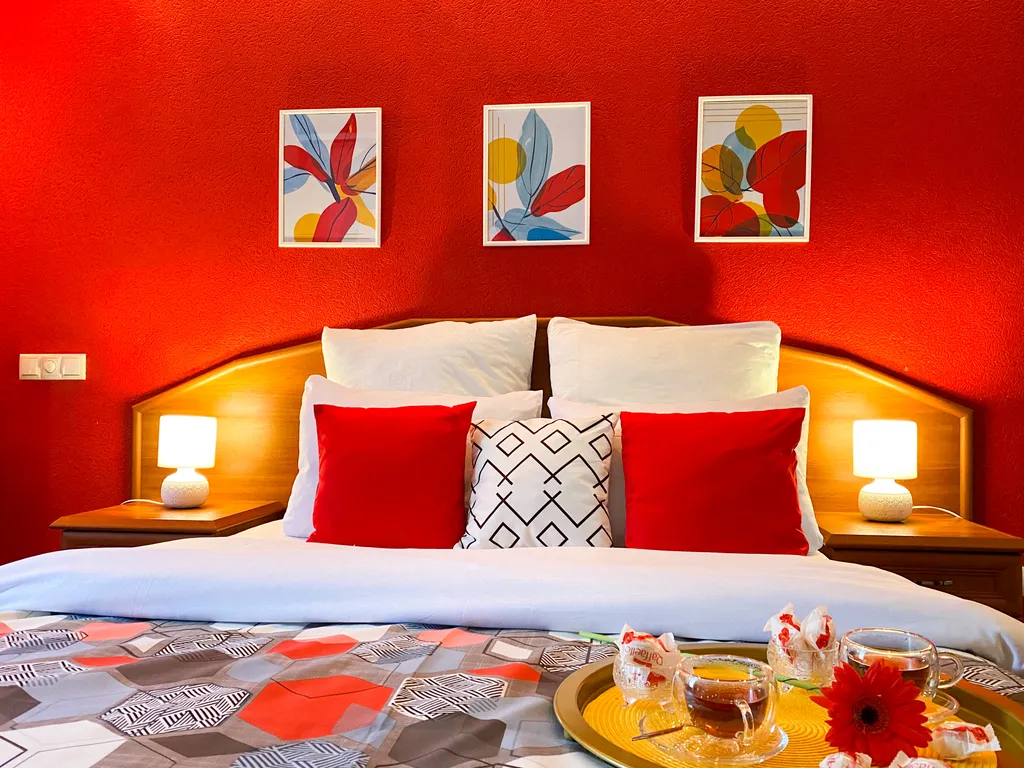 Квартира Квартира Счастье жить в центре Севастополя в яркой квартире с видом на Артбухту — Севастополь