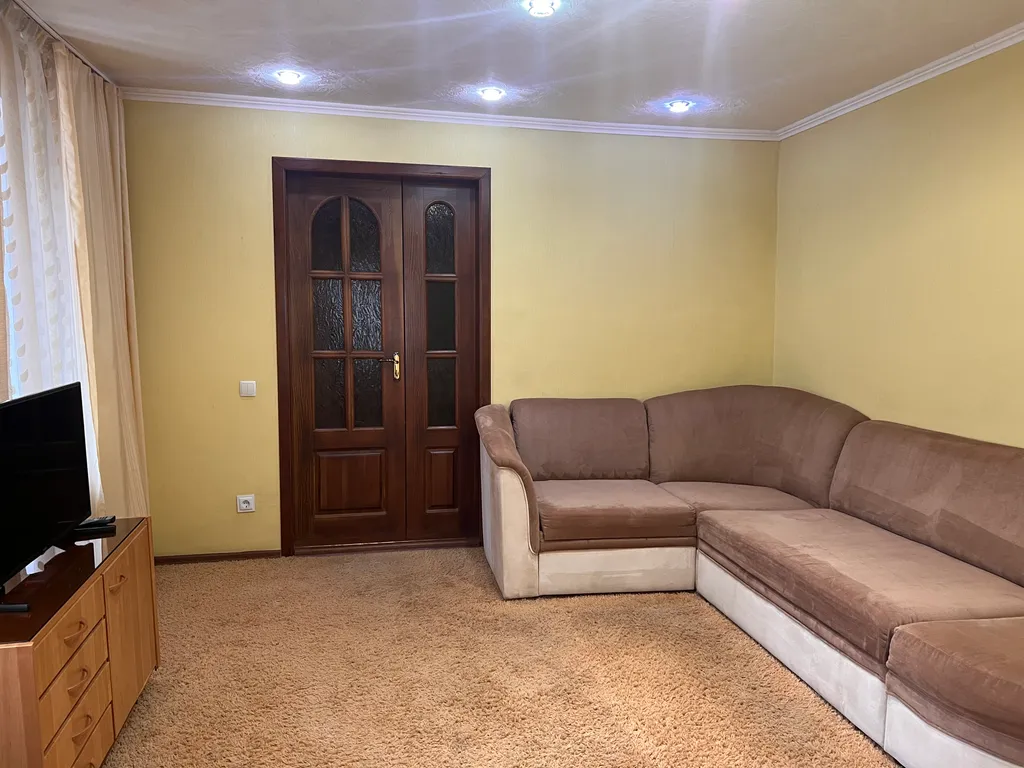 Дом над набережной