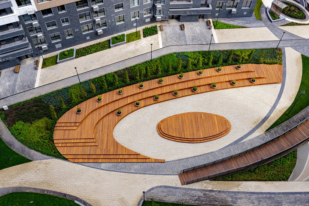 VIP-студия с роскошной ванной у панорамного окна